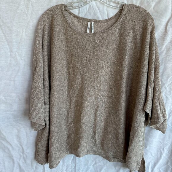 Anthropologie Tops - Anthropologie Alicia Gold Shimmer Pullover
